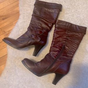 Gorgeous Leather Slouchy Heeled Boots